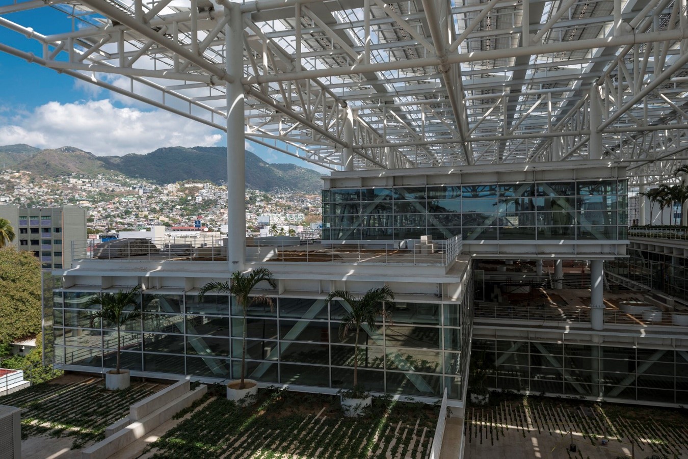 MC-Consorcio-de-Ingeniería-Reseña-Edificio-inteligente-1